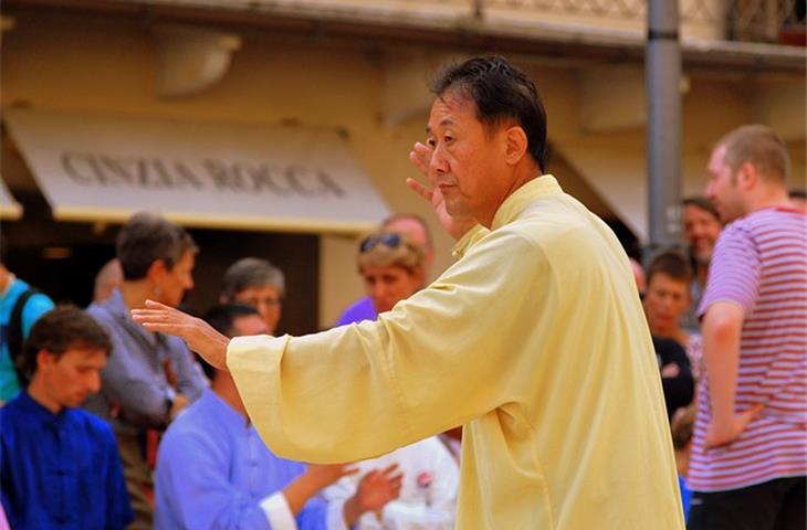 A Comprehensive Guide to Learning Tai Chi